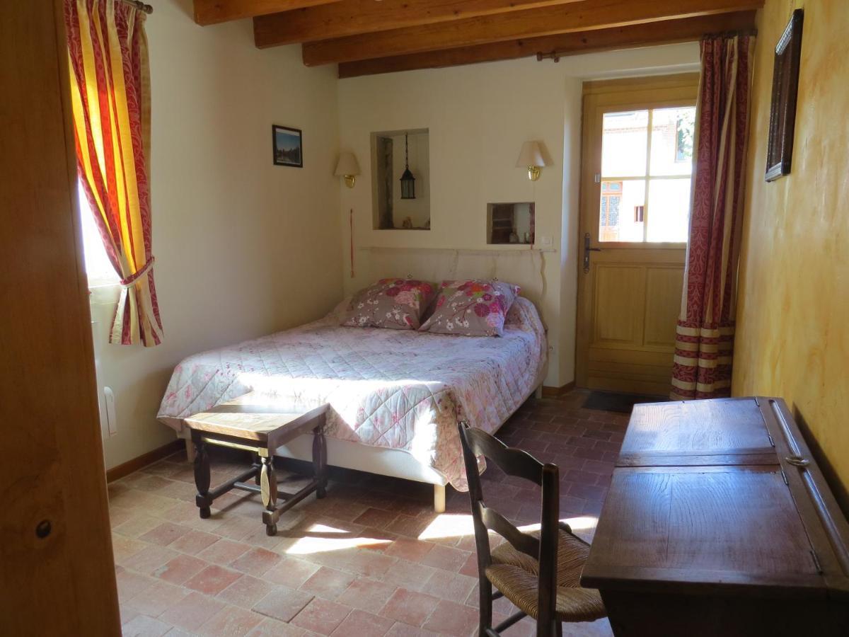 Bed and Breakfast Au Grand Pre Theillay Экстерьер фото